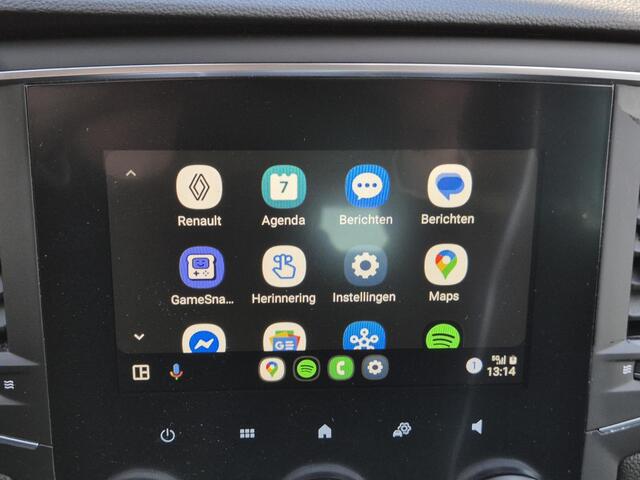 Renault MEGANE Estate 1.6 E-Tech Plug-In Hybrid 160 Business Edition One / Automaat / Apple Carplay Android Auto / Stuur-, en Stoelverwarming / Cruise control / Keyless Entry/Start / Lichtmetalen wielen 16" / EAER bereik 52 km /