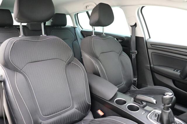 Renault MEGANE Estate 1.2 TCe 100pk Limited | Navigatie | Climate Control | Cruise Control | Keyless Entry - Start | Lichtmetalen velgen