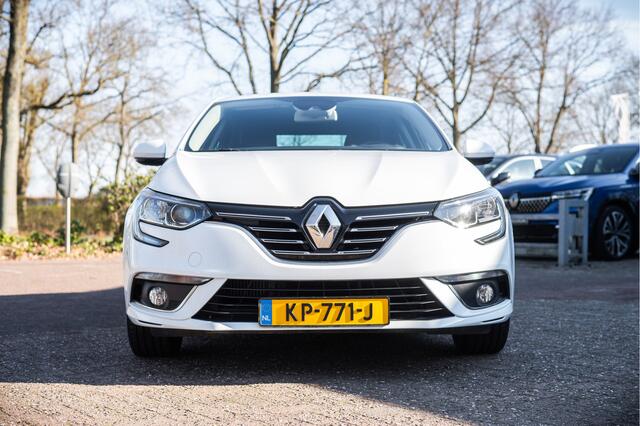 Renault MEGANE TCe 130 Bose | Navigatie | Lichtmetalen velgen 17"