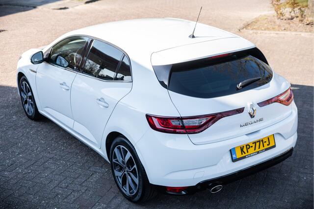 Renault MEGANE TCe 130 Bose | Navigatie | Lichtmetalen velgen 17"