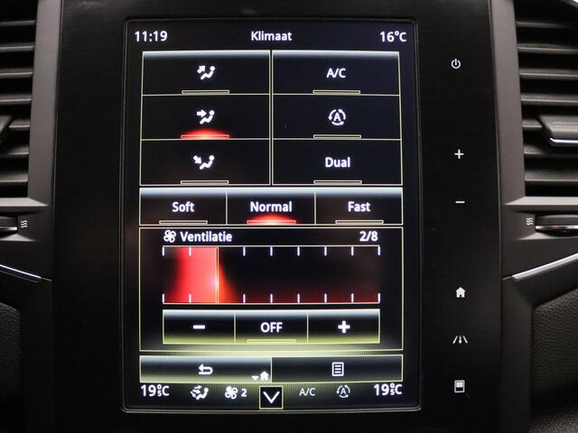 Renault MEGANE Estate TCe 160pk Bose BOSE | Camera | Climate | Cruise | Navi | Parkeersens. v+a