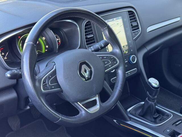Renault MEGANE Estate 1.5 dCi Eco2 Bose | Trekhaak | Nette auto | Massage stoelen