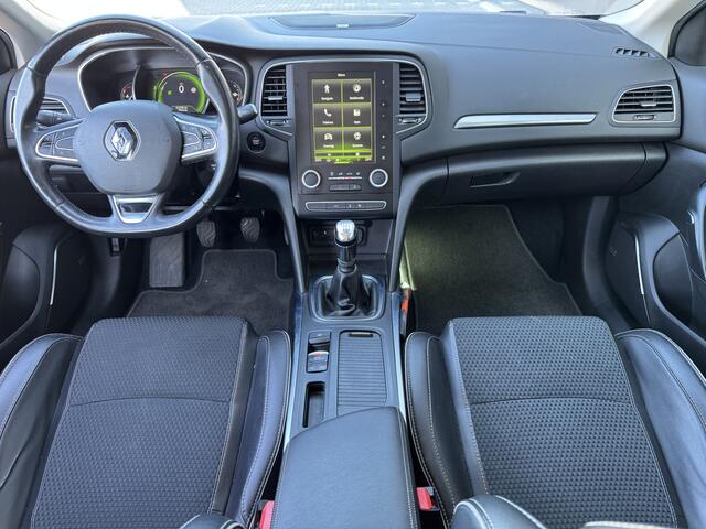 Renault MEGANE Estate 1.5 dCi Eco2 Bose | Trekhaak | Nette auto | Massage stoelen