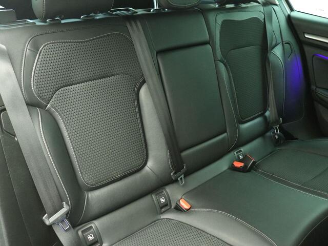 Renault MEGANE Estate 1.3 TCe Bose | Velgen Lichtmetaal | Bose | Head Up Display | Climate Control |