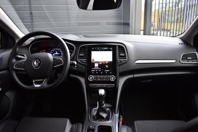 Renault MEGANE Estate TCe 140 Techno | TREKHAAK | CAMERA | NAVI | CRUISE CONTROL | CLIMATE CONTROL | PDC | LMV
