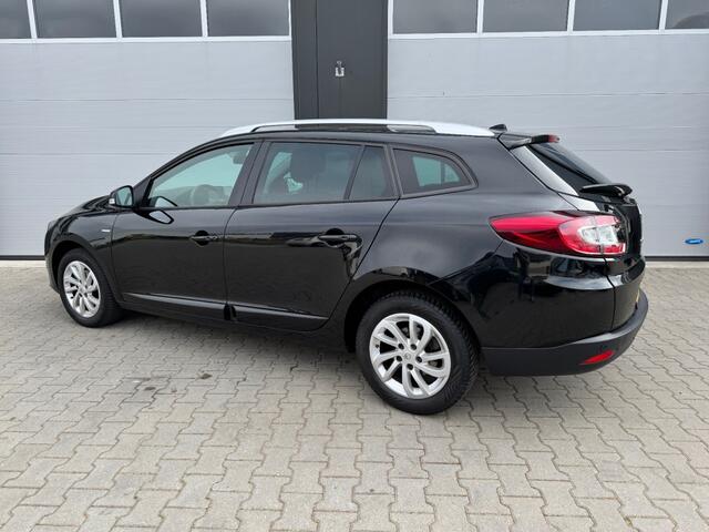 Renault MEGANE 1.2 TCE LIMITED / Cruise control / Navigatie / Historie aanwezig