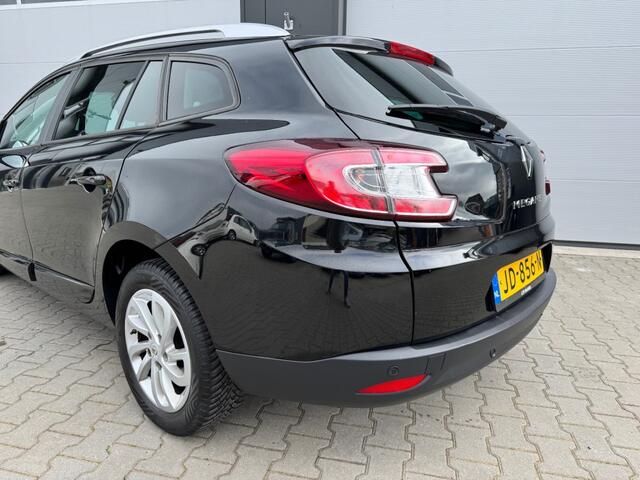 Renault MEGANE 1.2 TCE LIMITED / Cruise control / Navigatie / Historie aanwezig