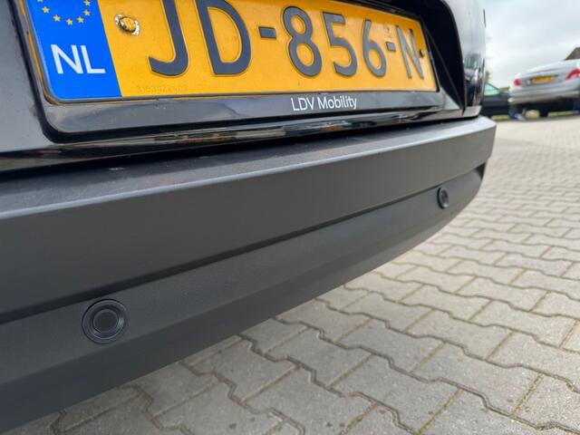 Renault MEGANE 1.2 TCE LIMITED / Cruise control / Navigatie / Historie aanwezig