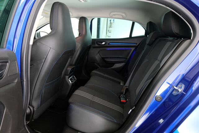 Renault MEGANE 1.5 dCi GT-Line | AUTOMAAT | CRUISE | CLIMA | HUD | NAVI | PDC |