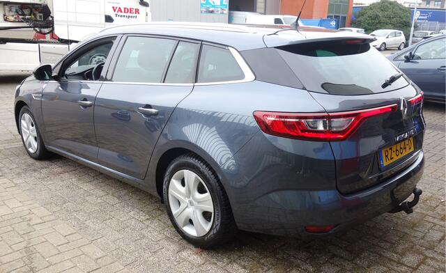 Renault MEGANE Estate 1.2 TCe Limited