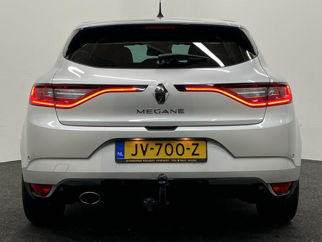 Renault MEGANE 1.2 TCe Bose | NAVIGATIE | BOSE AUDIO | TREKHAAK | CAMERA | PARKEER SENSOREN |
