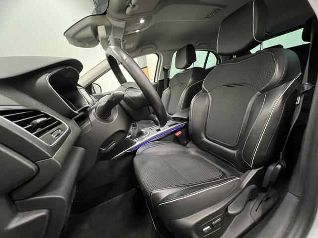 Renault MEGANE 1.2 TCe Bose | NAVIGATIE | BOSE AUDIO | TREKHAAK | CAMERA | PARKEER SENSOREN |