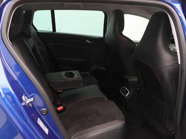 Renault MEGANE Estate 1.6 E-Tech Plug-In Hybrid 160 R.S. Line | Accuscore 98% | Sportstoelen | Head up display | Stoelverwarming |
