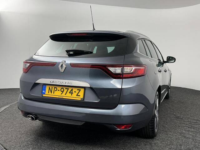 Renault MEGANE Estate 1.5 dCi Bose | Navigatie | Bose Audio | Parkeersensoren | Key-less | Climate Control | DAB | Cruise Control | Lichtmetaal |