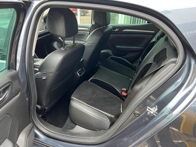 Renault MEGANE 1.3 TCe 140 EDC Intens | Navigatie | Key-less | LED | Climate Control | Parkeersensoren | Cruise Control | Lichtmetaal |