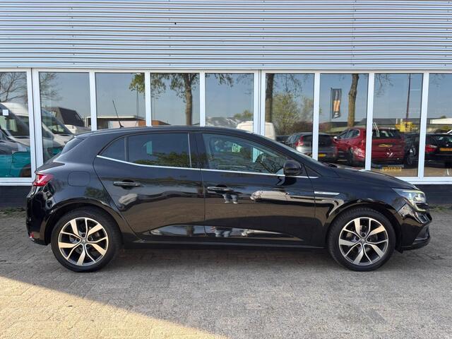 Renault MEGANE 1.2 TCe Bose | Navi | Dodehoek Herkening | Camera | Half leder |