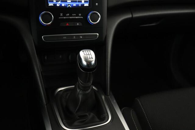 Renault MEGANE 1.3 TCe Limited | Carplay | Camera | Navigatie | Sfeerverlichting | Keyless | Climate control | Cruise control | Parkeerhulp