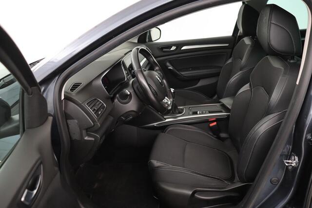 Renault MEGANE 1.3 TCe Business Zen | Trekhaak | Head-Up | Carplay | Full LED | Camera | Navigatie | Climate control | Parkeerhulp | Cruise control