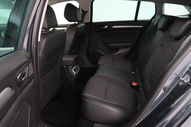 Renault MEGANE 1.3 TCe Business Zen | Trekhaak | Head-Up | Carplay | Full LED | Camera | Navigatie | Climate control | Parkeerhulp | Cruise control