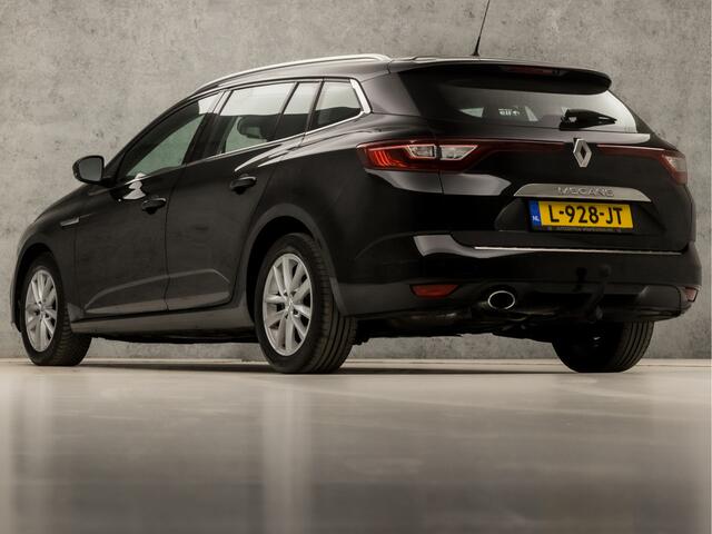 Renault MEGANE Estate 1.2 TCe Bose Automaat (APPLE CARPLAY, GROOT NAVI, DIGITAL COCKPIT, LEDER, STOELVERWARMING, SPORTSTOELEN, BOSE AUDIO, TREKHAAK, KEYLESS, NIEUWE APK, NIEUWSTAAT)