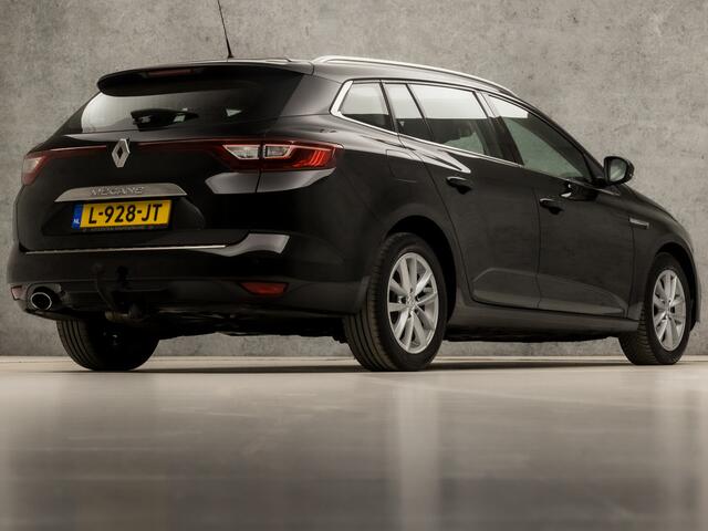 Renault MEGANE Estate 1.2 TCe Bose Automaat (APPLE CARPLAY, GROOT NAVI, DIGITAL COCKPIT, LEDER, STOELVERWARMING, SPORTSTOELEN, BOSE AUDIO, TREKHAAK, KEYLESS, NIEUWE APK, NIEUWSTAAT)