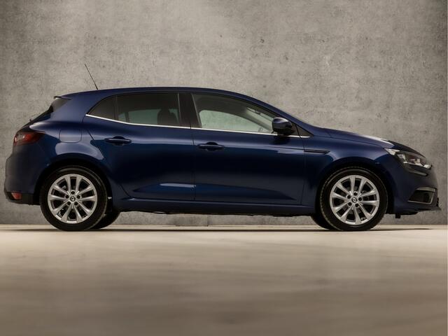 Renault MEGANE 1.2 TCe GT Sport (NAVIGATIE, CLIMATE, LED KOPLAMPEN, KEYLESS, SPORTSTOELEN, GETINT GLAS, PARKEERSENSOREN, LANE ASSIST, CRUISE, NIEUWE APK, NIEUWSTAAT)