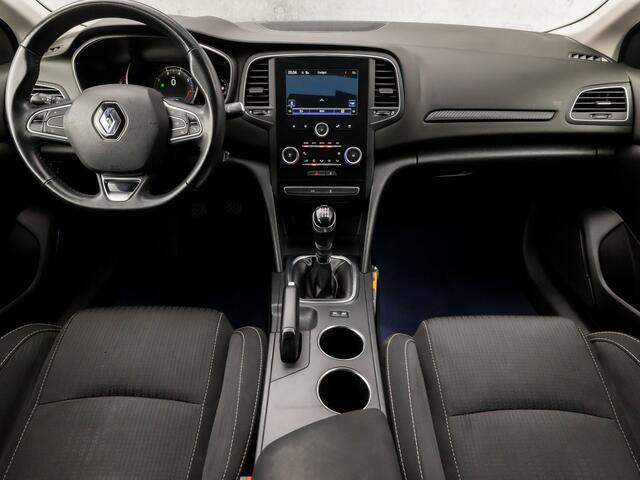 Renault MEGANE 1.2 TCe GT Sport (NAVIGATIE, CLIMATE, LED KOPLAMPEN, KEYLESS, SPORTSTOELEN, GETINT GLAS, PARKEERSENSOREN, LANE ASSIST, CRUISE, NIEUWE APK, NIEUWSTAAT)