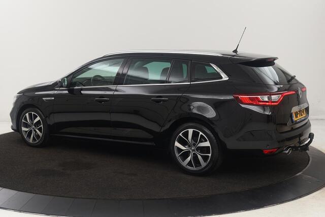 Renault MEGANE 1.2 TCe Bose | Trekhaak | Navigatie | Camera | Half leder | Keyless | Dodehoek detectie | Massage | Cruise control | Climate control