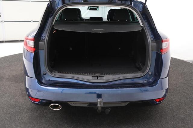 Renault MEGANE 1.3 TCe Bose | Trekhaak | Camera | Navigatie | Keyless | Massage | Carplay | Dodehoek detectie | Climate control | Cruise control