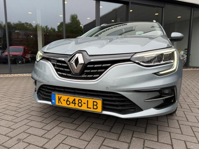 Renault MEGANE 1.3 TCE 160pk Intens,Schuifdak,LED,HeadUp,Keyless,Cam,Trekhk 170