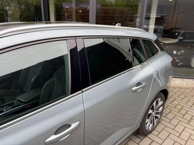 Renault MEGANE 1.3 TCE 160pk Intens,Schuifdak,LED,HeadUp,Keyless,Cam,Trekhk 170