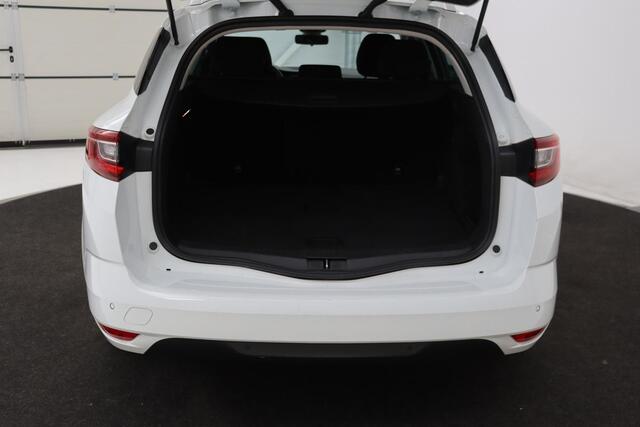 Renault MEGANE 1.3 TCe Limited | Carplay | Keyless | Navigatie | Climate control | Parkeerhulp | Cruise control | DAB | Bluetooth