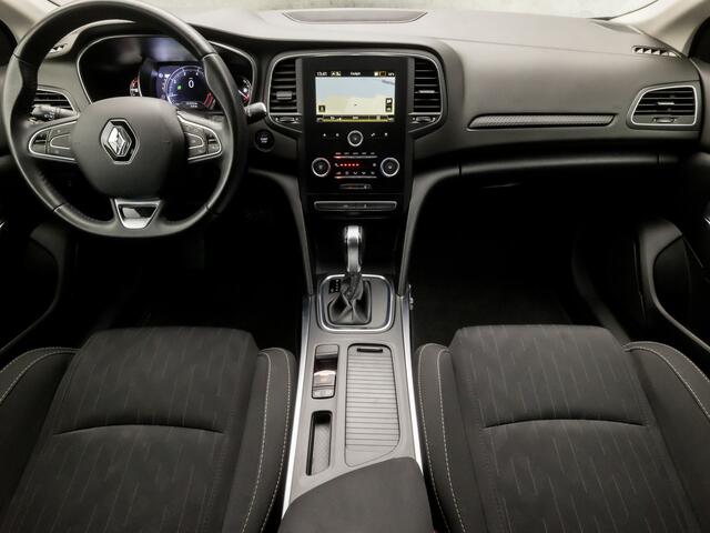 Renault MEGANE Estate 1.3 TCe Limited Sport 141Pk Automaat (APPLE CARPLAY, VIRTUAL COCKPIT, NAVIGATIE, CLIMATE, GETINT GLAS, SPORTSTOELEN, TREKHAAK, PARKEERSENSOREN, CRUISE, NIEUWSTAAT)