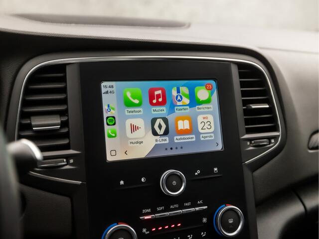 Renault MEGANE Estate 1.3 TCe Limited Sport 141Pk Automaat (APPLE CARPLAY, VIRTUAL COCKPIT, NAVIGATIE, CLIMATE, GETINT GLAS, SPORTSTOELEN, TREKHAAK, PARKEERSENSOREN, CRUISE, NIEUWSTAAT)