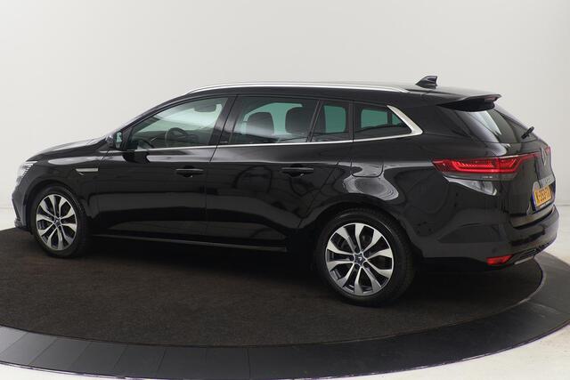 Renault MEGANE 1.6 E-Tech Plug-In Hybrid 16 Business Edition One | Head-Up | Leder | Stoel & stuurverwarming | Camera | BOSE Sound | Keyless | Navigatie | Full LED