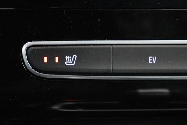 Renault MEGANE 1.6 E-Tech Plug-In Hybrid 16 Business Edition One | Head-Up | Leder | Stoel & stuurverwarming | Camera | BOSE Sound | Keyless | Navigatie | Full LED