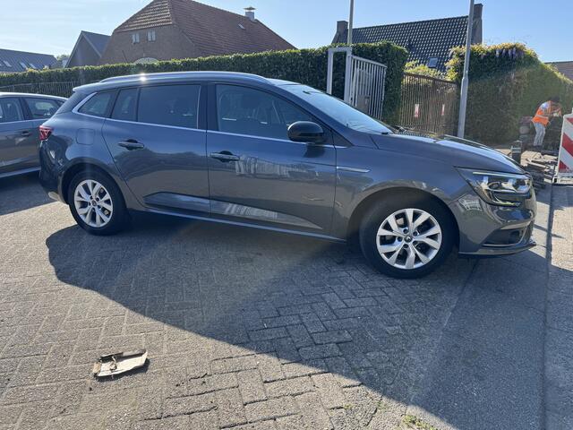 Renault MEGANE Estate 1.3 TCe Limited B