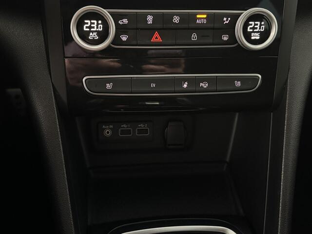 Renault MEGANE Estate 1.6 E-Tech Plug-In Hybrid 160 R.S. Line | Head-up Display | BOSE | Achteruitrijcamera |
