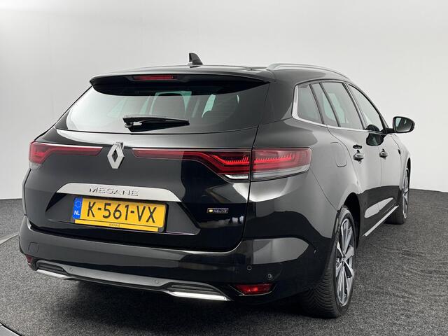 Renault MEGANE Estate 1.6 E-Tech Plug-In Hybrid 160 R.S. Line | Head-up Display | BOSE | Achteruitrijcamera |