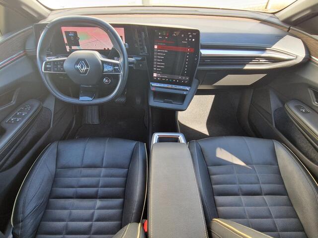 Renault MEGANE E-Tech EV60 Optimum Charge Iconic / Full Options / Achteruitrijcamera / Sensoren Rondom / Harman Kardon /