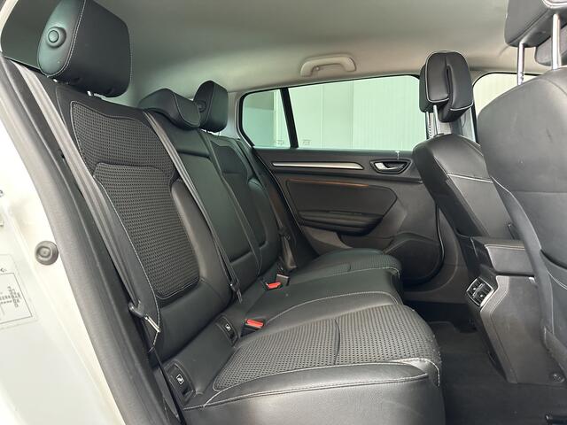 Renault MEGANE Estate 1.3 TCe Bose/ Trekhaak/ 17'' LMV/ Apple + Android/ Keyless/ Camera/ Lane-Assist./ Dode-Hoek DET./ Half-Leder/ PDC V+A/ Navi/ Clima/ Cruise/ Isofix/ Extra getint glas.