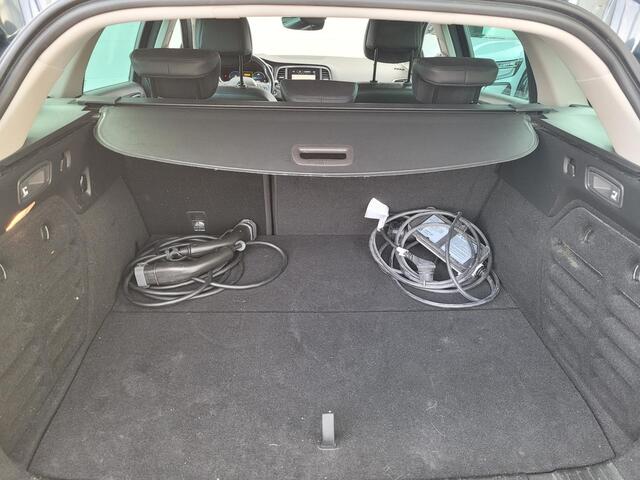 Renault MEGANE Estate 1.6 E-Tech Plug-In Hybrid 160 Business Edition One
