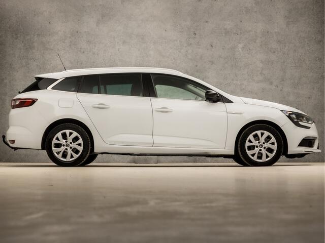 Renault MEGANE Estate 1.3 TCe Limited Sport 141Pk Automaat (APPLE CARPLAY, VIRTUAL COCKPIT, NAVIGATIE, KEYLESS, STOELVERWARMING, SPORTSTOELEN, TREKHAAK, CRUISE, PARKEERSENSOREN, NIEUWE APK, NIEUWSTAAT)