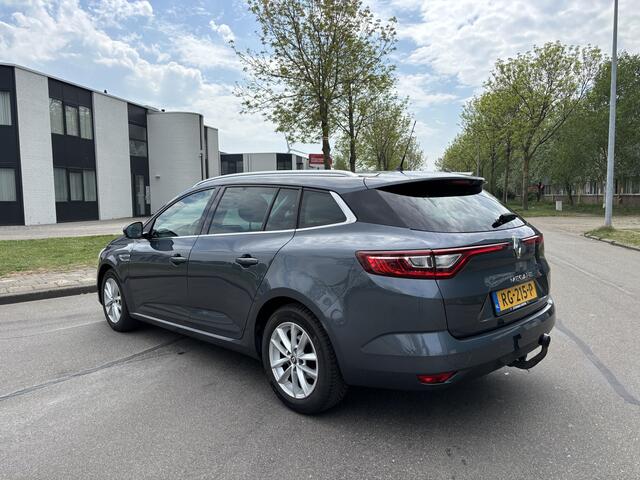 Renault MEGANE Estate 1.2 TCe Limited 6-Bak 132 PK. Nieuwe auto van de tweede eigenaar !!! Net ketting en waterpomp vervangen bij de dealer aantoonbaar !!