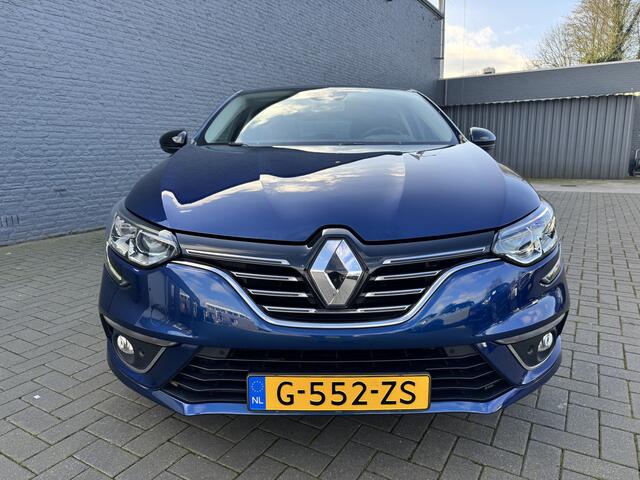 Renault MEGANE 1.5 dCi 116PK Limited 5Drs.* 87.299KM * / Navigatie / Airco-ecc./ Lmv./ Pack City, Pack Safety, Pack Visio / Apk feb-2026