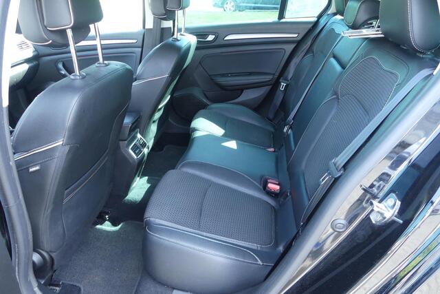 Renault MEGANE Estate 1.3 TCe Bose CRUISE, CLIMA, NAVI, CAMERA, PDC V&A, TREKHAAK, 124.592KM