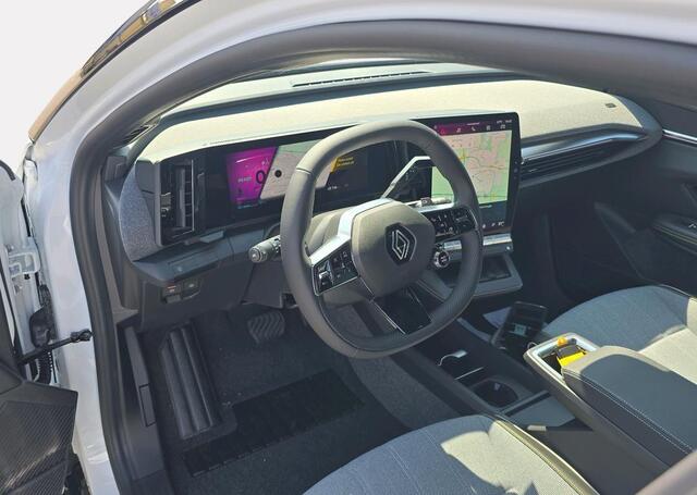 Renault MEGANE E-Tech comfort range techno 60 kWh - Pack winter techno / pack advanced drive assist & augmented vision / Harman Kardon Premium Audio 12'' / elektrisch verwarmbaar stuurwiel / two-tone kleurstelling