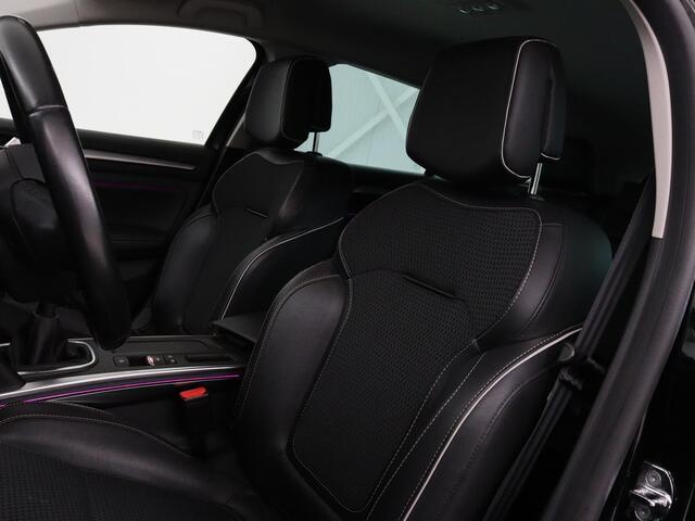 Renault MEGANE 1.3 TCe Bose | Camera | Keyless | Carplay | Navigatie | Sfeerverlichting | Cruise Control | Climate control | Dodehoek detectie