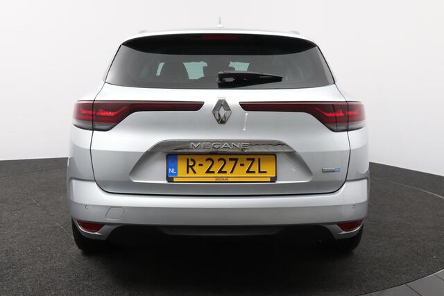 Renault MEGANE Estate 1.6 E-Tech Plug-In Hybrid 160 Techno