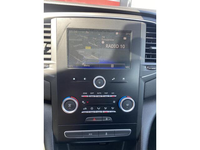 Renault MEGANE Estate 1.5 dCi Eco2 Zen CLIMA / CRUISE / APPLE-ANDROID / NAVI / PDC / LED / TREKHAAK